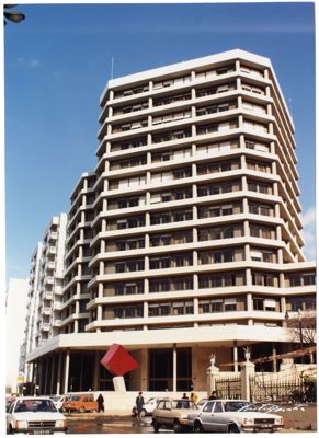 Banca Commerciale Italiana, Lisbon representative office on 28 Campo Grande,  1985-1986 (photograph by Pinto Barata)