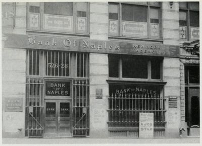 Banco di Napoli, New York agency, photograph dated 1909-1928 taken from the book "Il Banco di Napoli nella nuova realtà internazionale", 1991, fig. 6 (photographer unknown)
