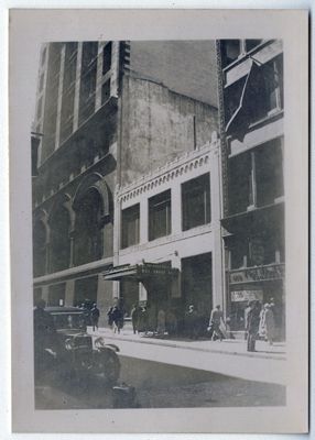 Banca Commerciale Italiana Trust Company, Boston headquarter on [209 Washington Street], 1929-1930 (photographer unknown)