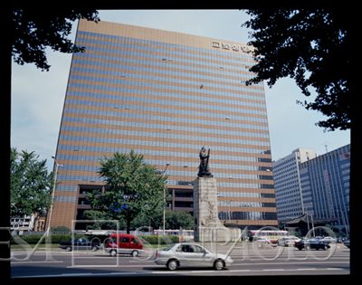 Banca Commerciale Italiana, Seoul representative office on 1 1-Ka Chongro, Chongro-ku - Kyobo Building, 1991-1998