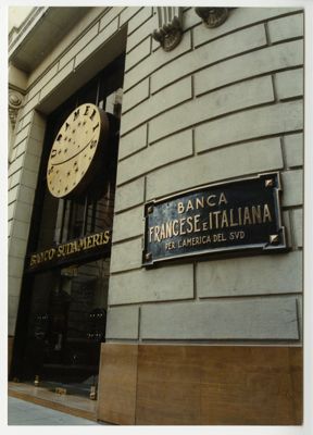 Banco Sudameris Argentina SA, Buenos Aires headquarter on 500 Tte. Gral. Peròn, 1995-1996 (photographer unknown)