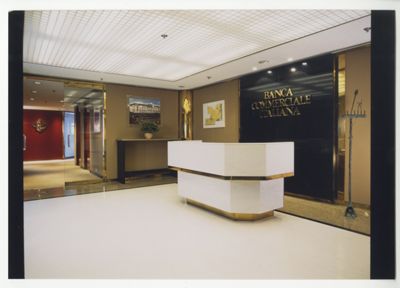 Banca Commerciale Italiana, Hong Kong branch on 15 Queen's Road - The Landmark, Edinburgh Tower, 1986-1995 (photographer unknown)