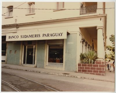 Banco Sudameris Paraguay SA, Asunción agency on Avenida Colón, 1983 (photographer unknown)