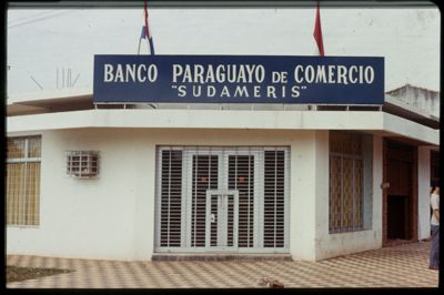Banco Paraguayo de Comercio Sudameris SA, Fernando de la Mora agency, after 1967 (photographer unknown)