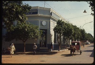 Banco Paraguayo de Comercio Sudameris SA, Villarrica agency, after 1967 (photographer unknown)
